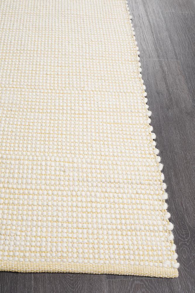 Stunning Yellow Loft Wool Rug - Ideal for Contemporary Spaces