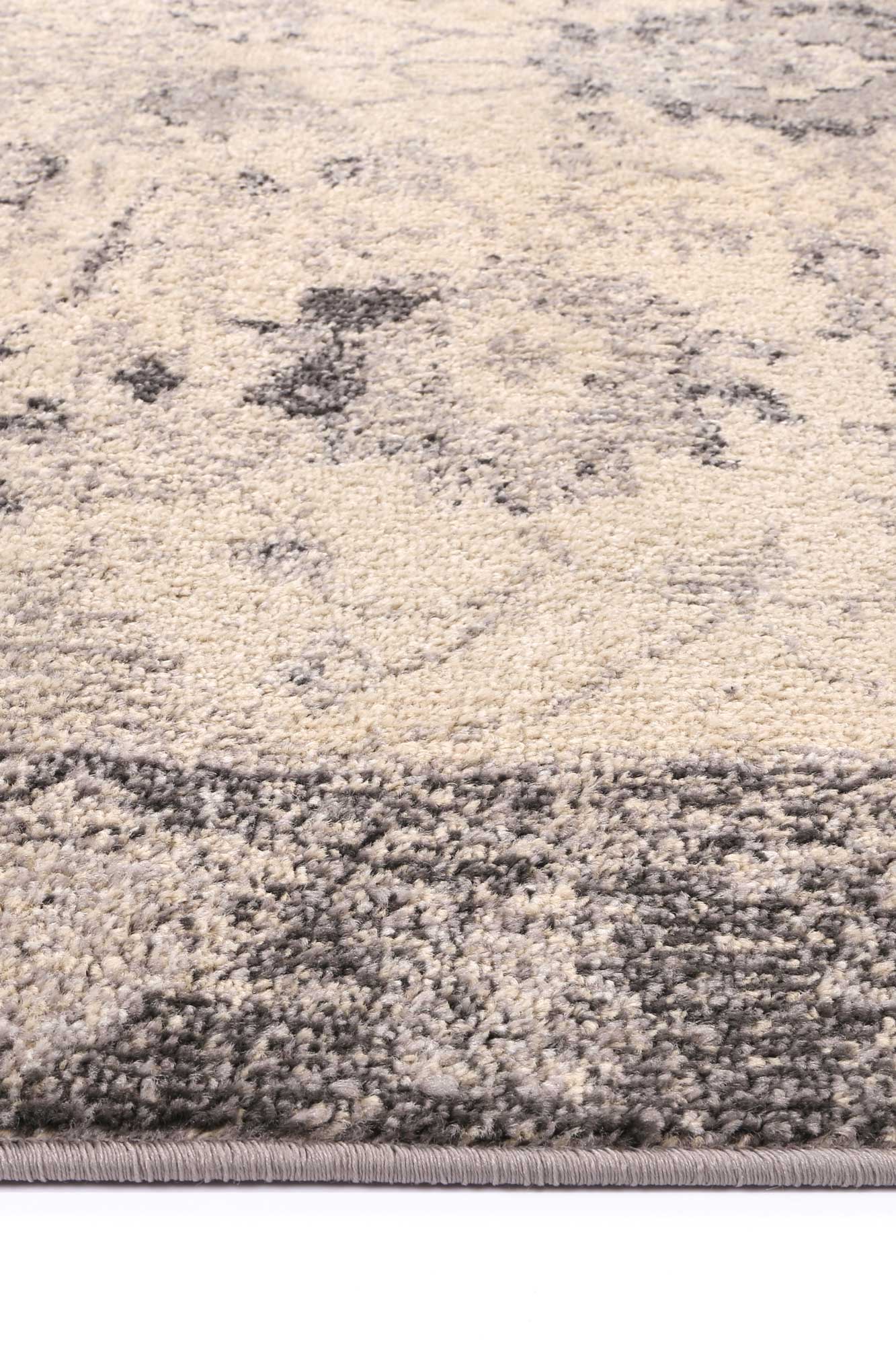 Stylish Micah Traditional Rug in Beige and Black Tones