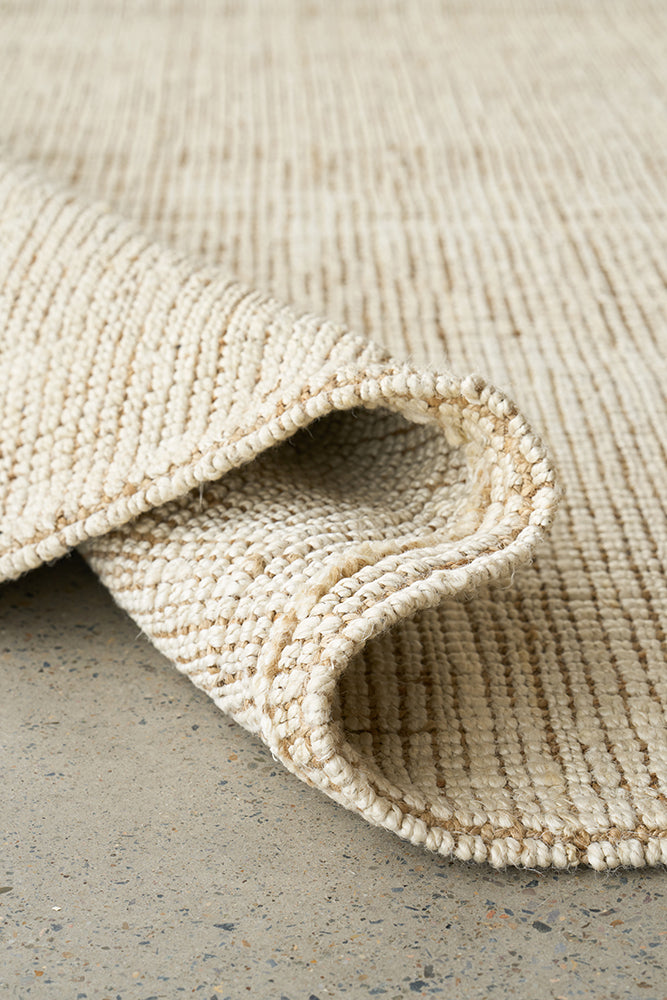 Hot Deal! Madras Marlo White Runner Rug