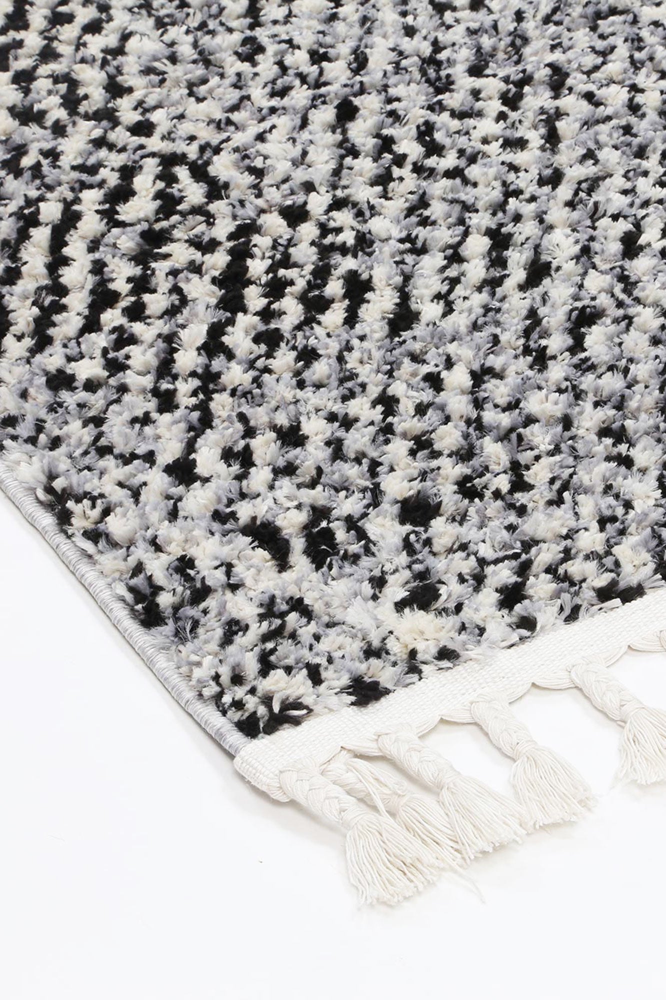 Hot Sale! Myk Geometric Indoor Rug in Black and White for Scandinavian Decor