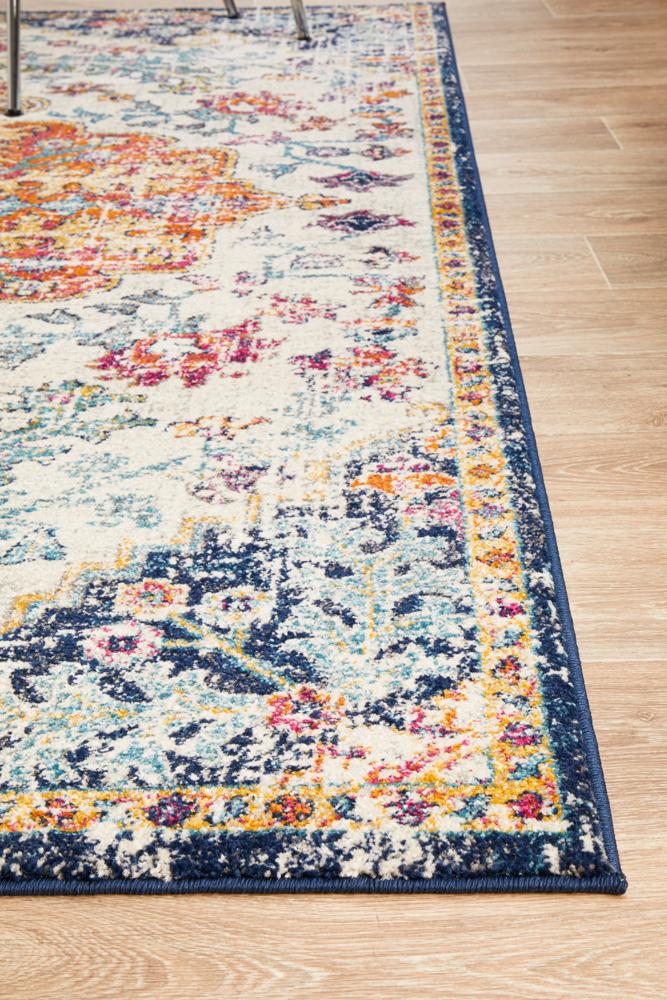 Exquisite Evoke Carnival White Transitional Power-Loomed Rug