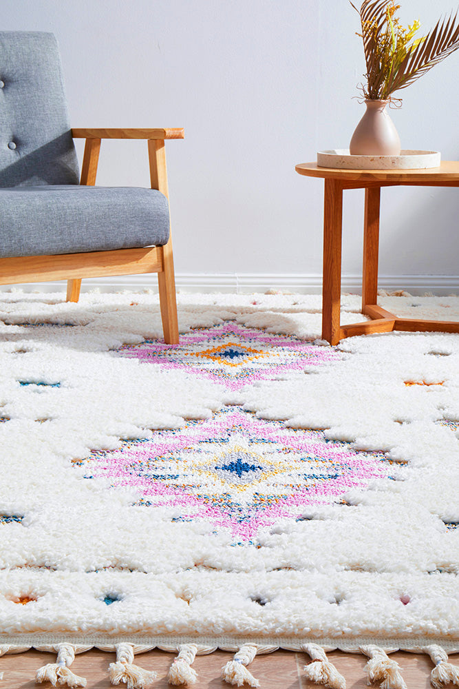 Stunning Amsterdam Layla Multi Rug with Nomadic Motif and Colorful Tassels