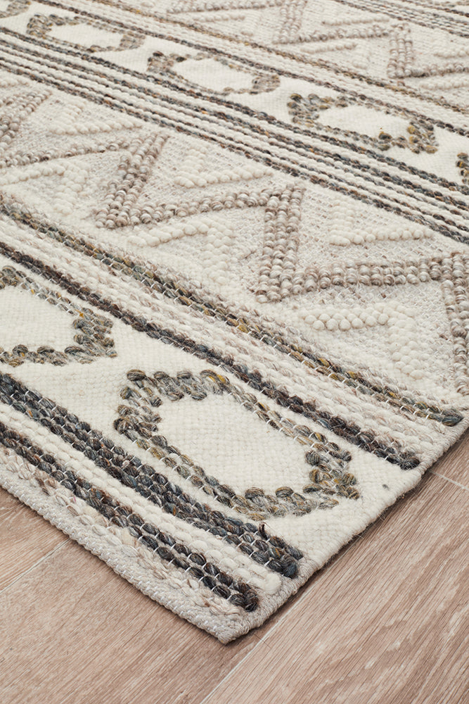 Exquisite Miller Rhythm Hand - Loomed Tap Stone Wool - Cotton Viscose Rug