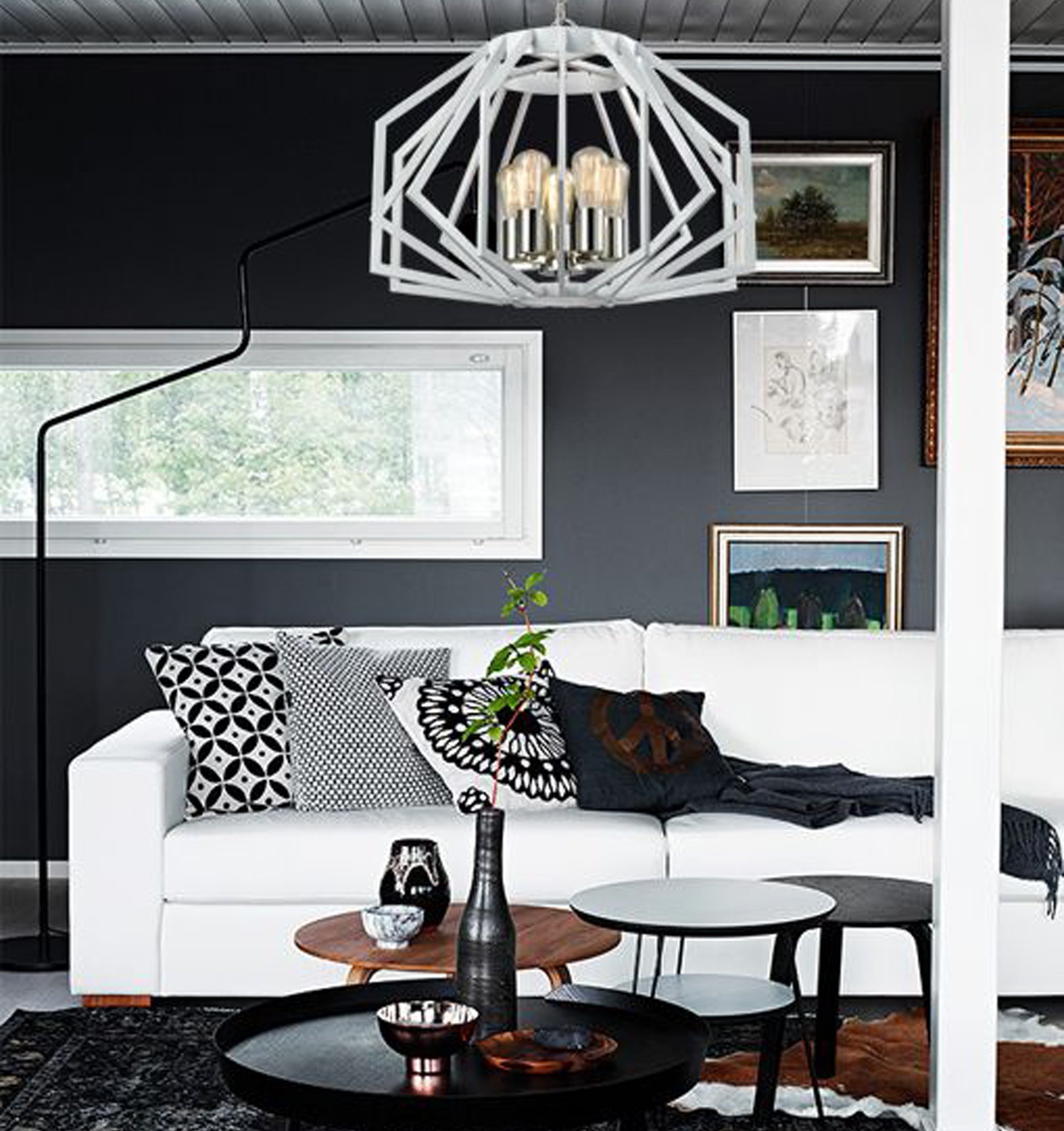 Industrial-Style Wide Angular Cage Pendant Lights for Interior - GAMBA