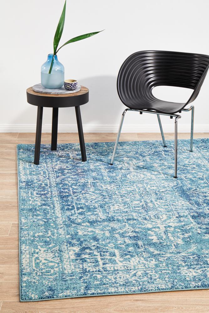 Blue Transitional Evoke Muse Rug with Bold Floral Design