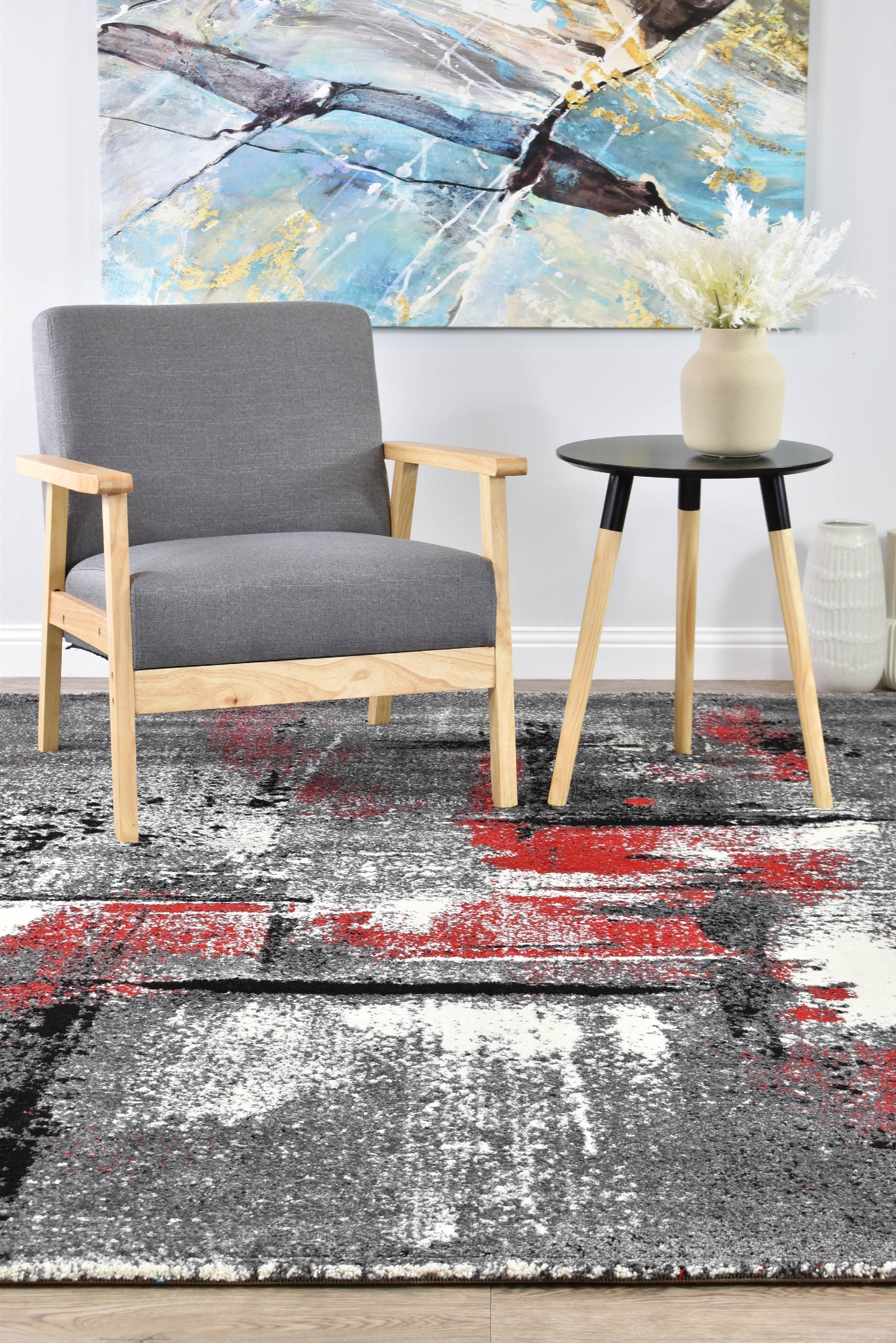 Stylish Novus 53A Rug in Grey and Red Tones
