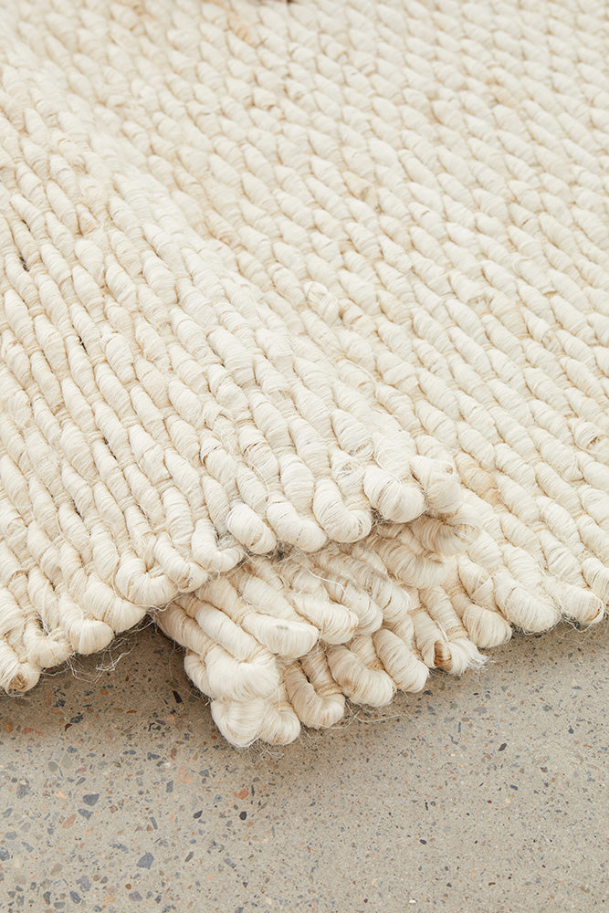 Exclusive Hive White Runner Rug - Sustainable & Stylish