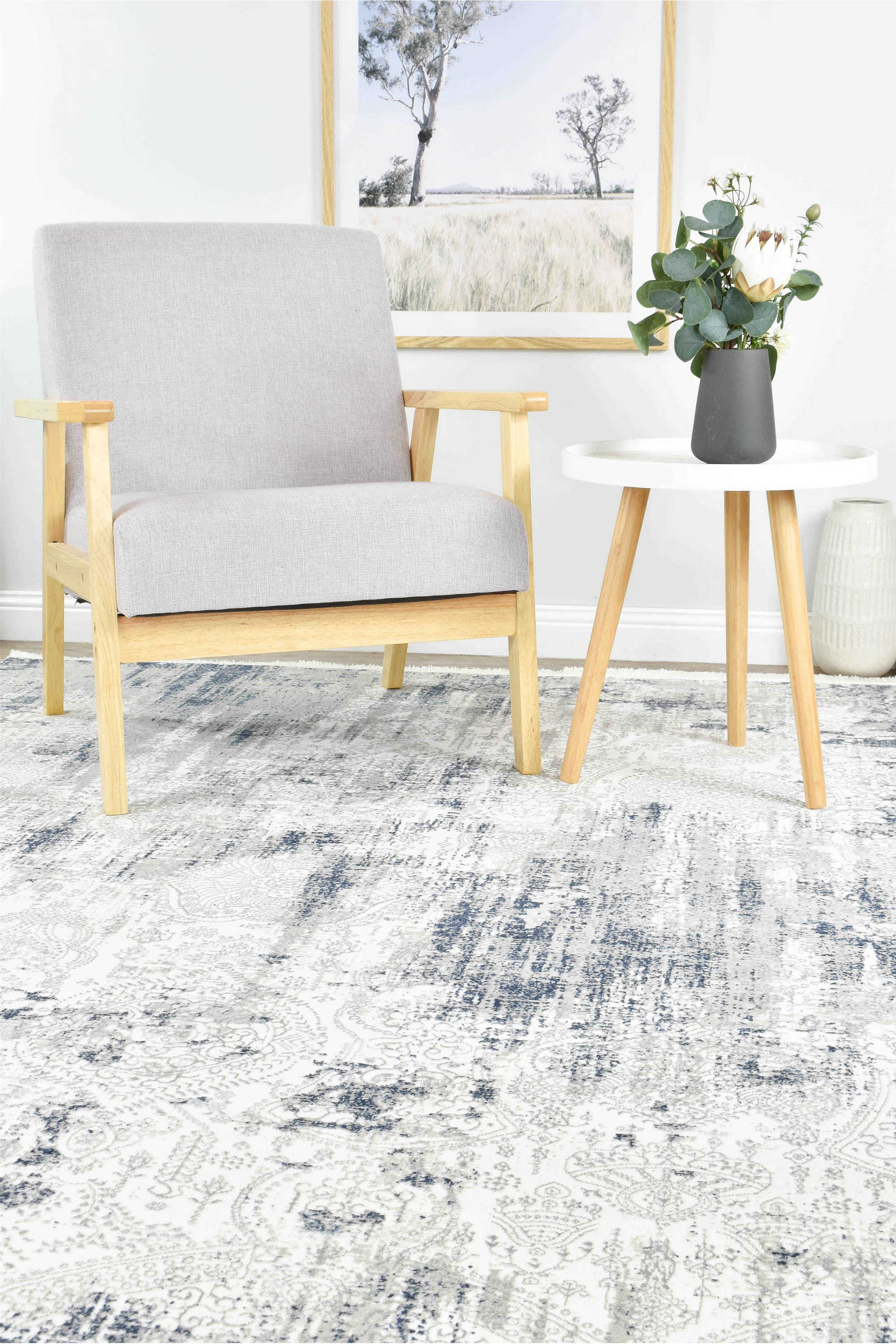 Harmonia 27084A Soft White Belle Rug with Silky Sheen