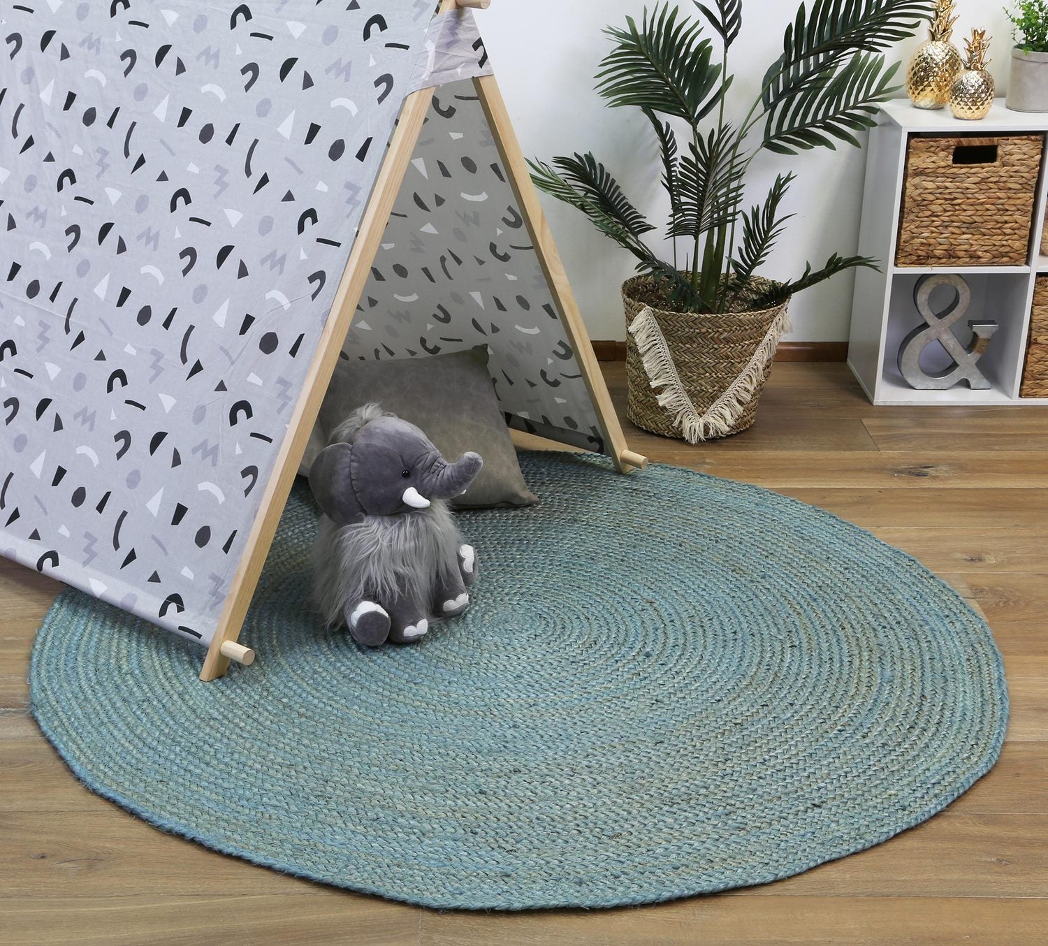 Elegant Antalya Blue Hand - Woven Round Jute Product