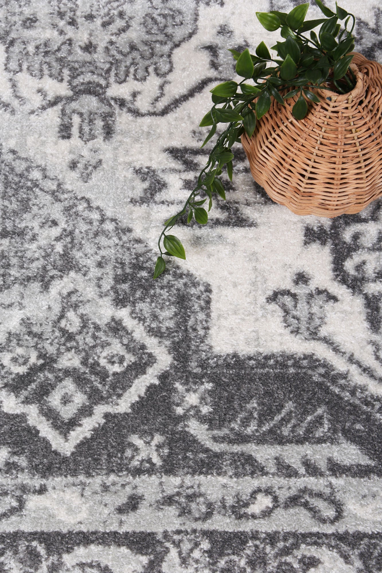 Hot Sale! Traditional White and Grey Ligures Area Rug for Any Room