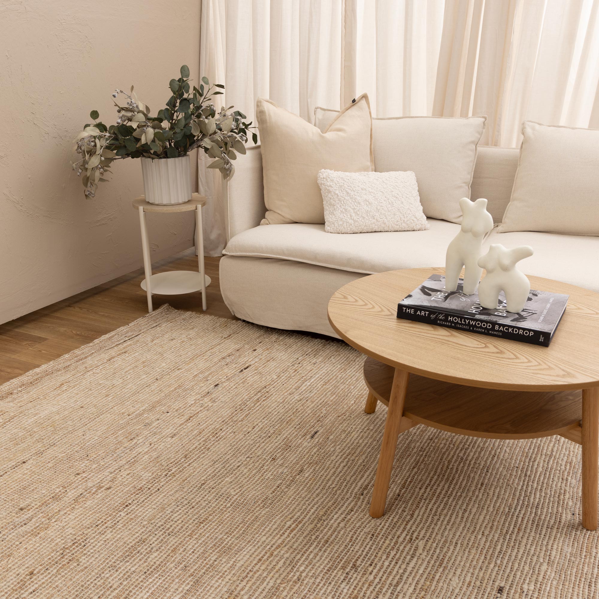 Luxurious Hand - woven Mackay Beige Wool & Jute Reversible Rug for Modern Coastal Homes