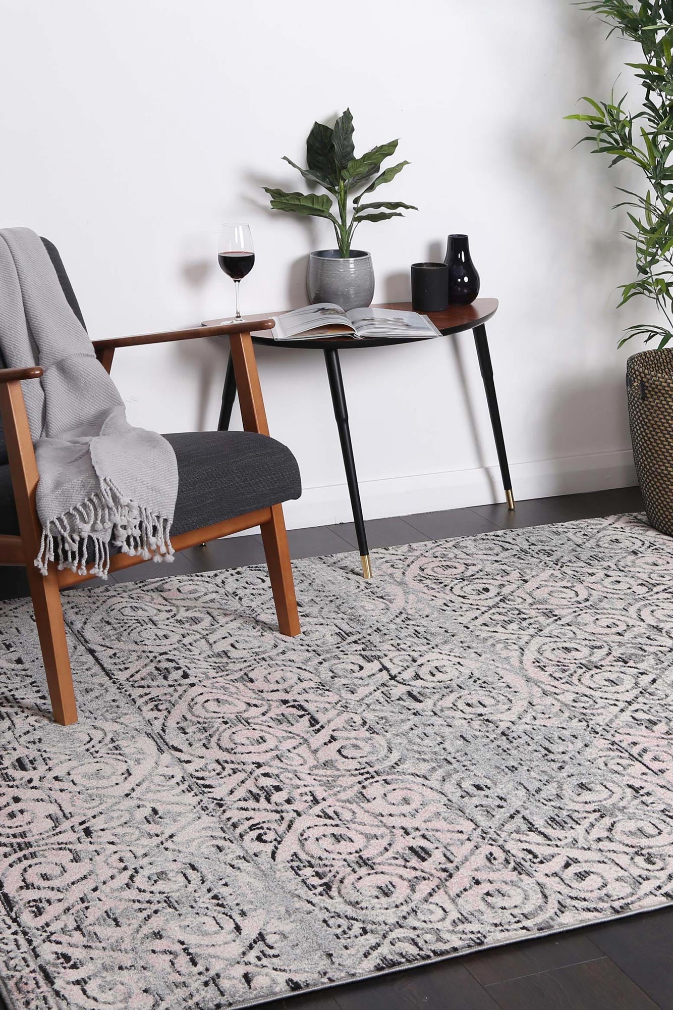 Hot Sale! Exquisite Katherine Pink and Ash-colored Area Rug for Your Home