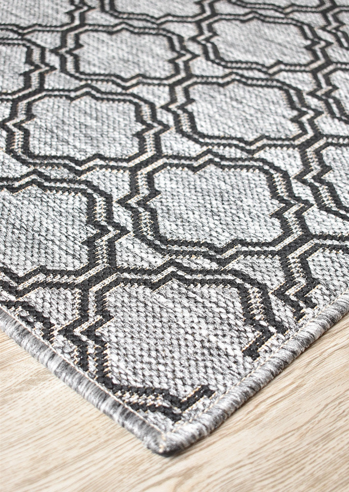 Affordable Alaska Grey Rug - Ideal for Indoors & Outdoors