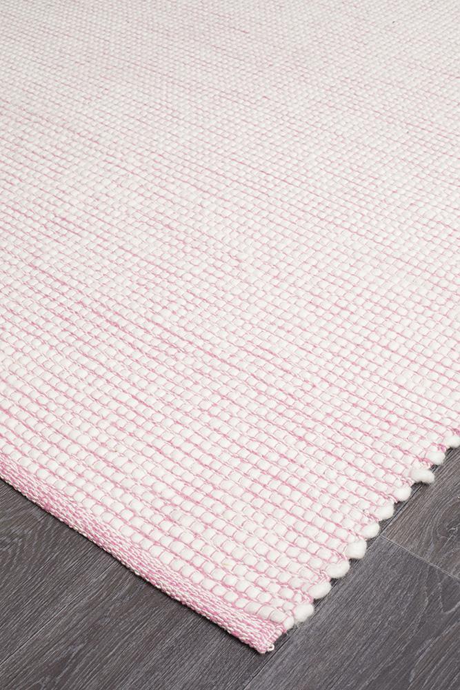 Stunning Pink Loft Wool Rug - Ideal for Styling!