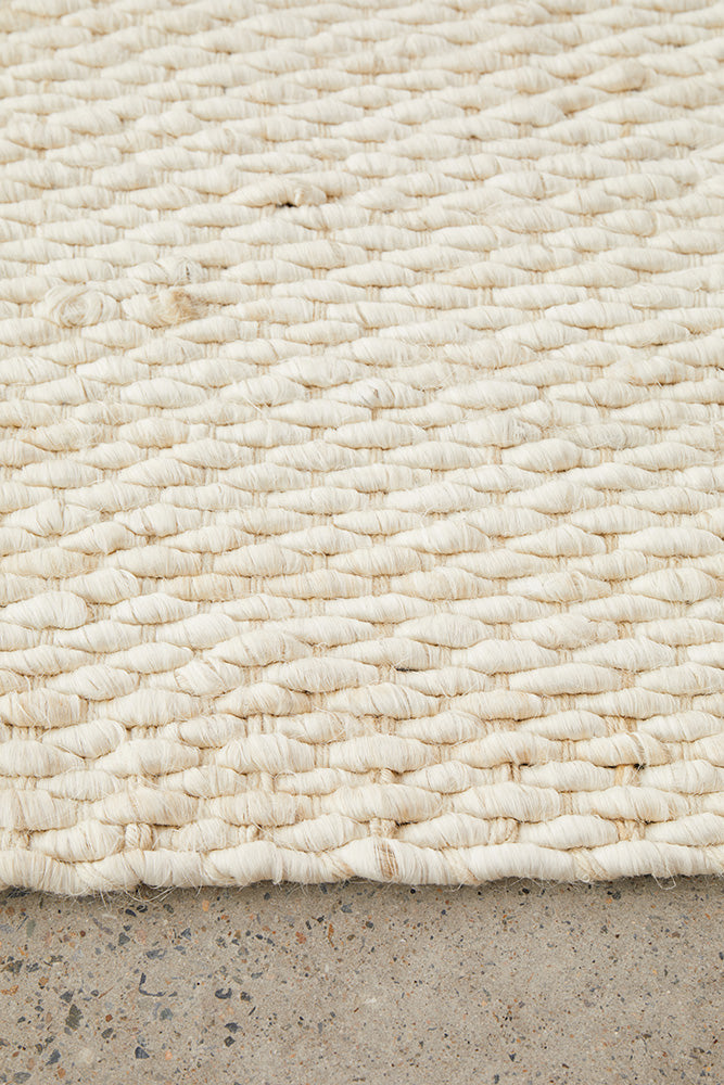 Exclusive Hive White Runner Rug - Sustainable & Stylish