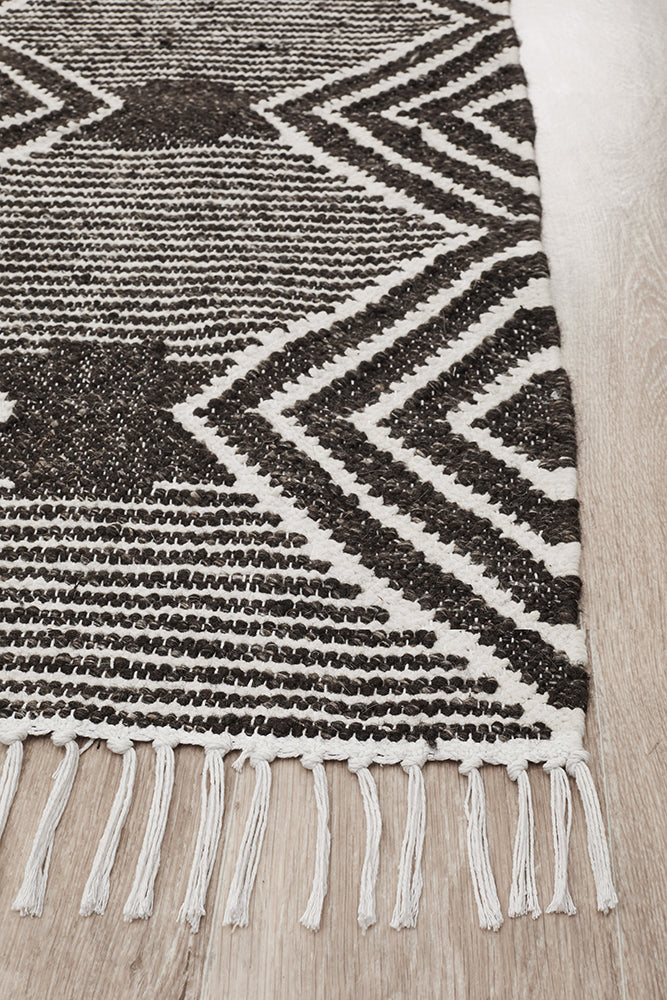 Miller's Charcoal Rhythm Dance Hand - Loomed Wool - Cotton Viscose Rug