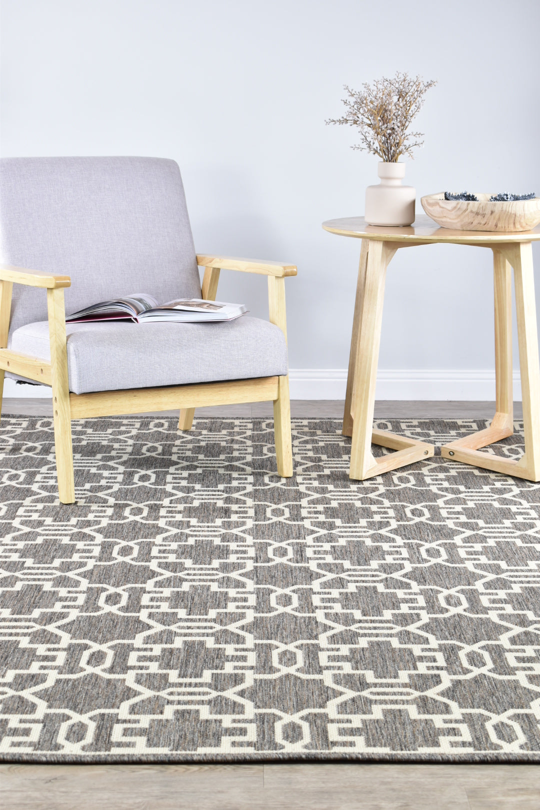 Durable and Washable 208-W71E Alaska Brown Cream Polypropylene Rug
