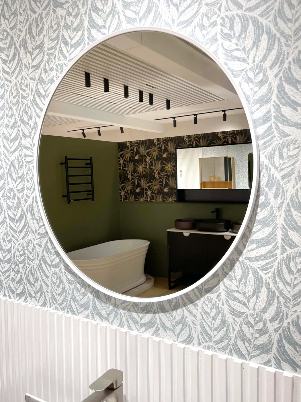 Exclusive Matte White 700mm Round Framed Mirror - London Style