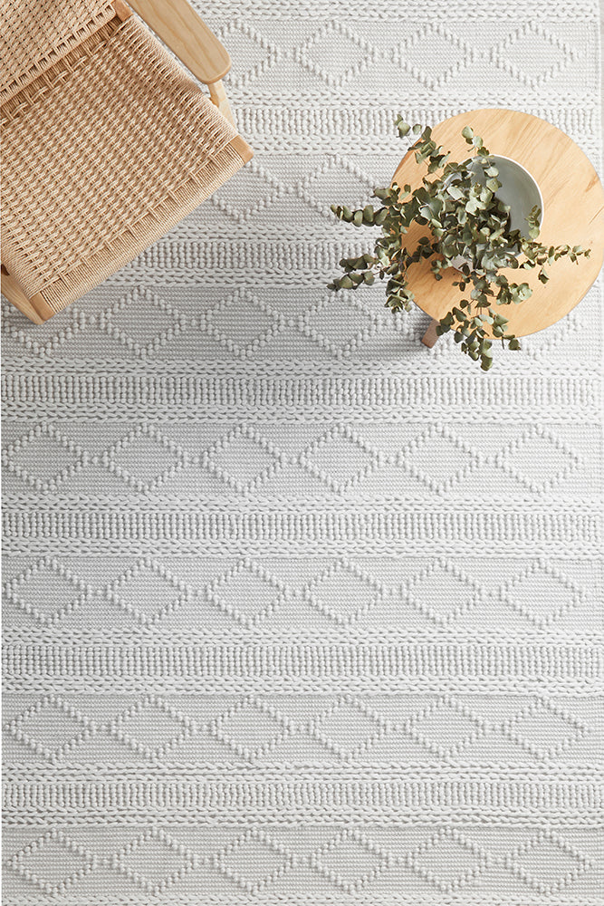Exquisite Maison Zoe Flatweave Wool Rug with Tribal Pattern