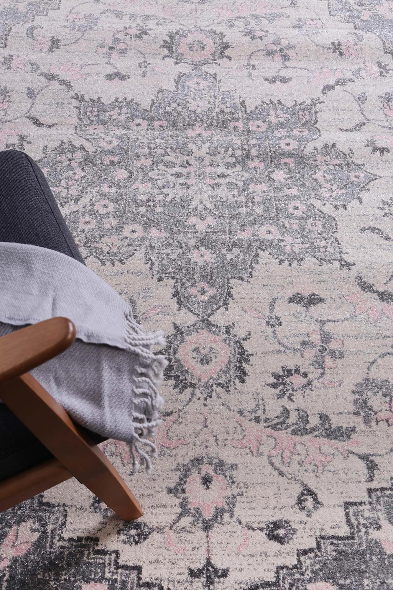 Exclusive Offer! Stunning Grey & Ivory Exquisite Madeleine Rug for Your Home
