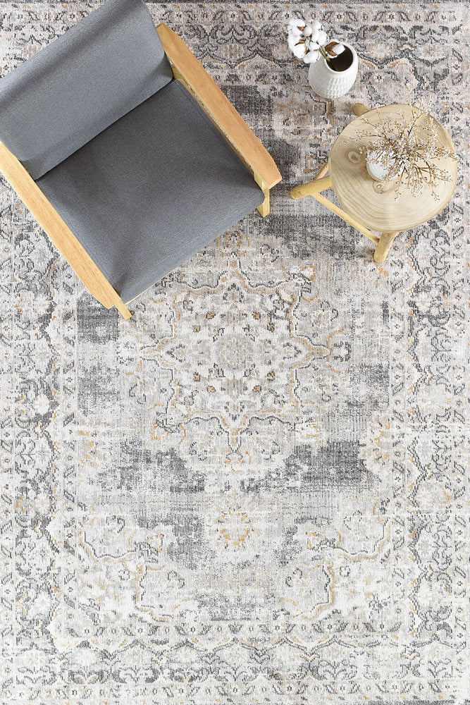 Trendy Medina Light Grey Rug 0318A with Classic Floral Design