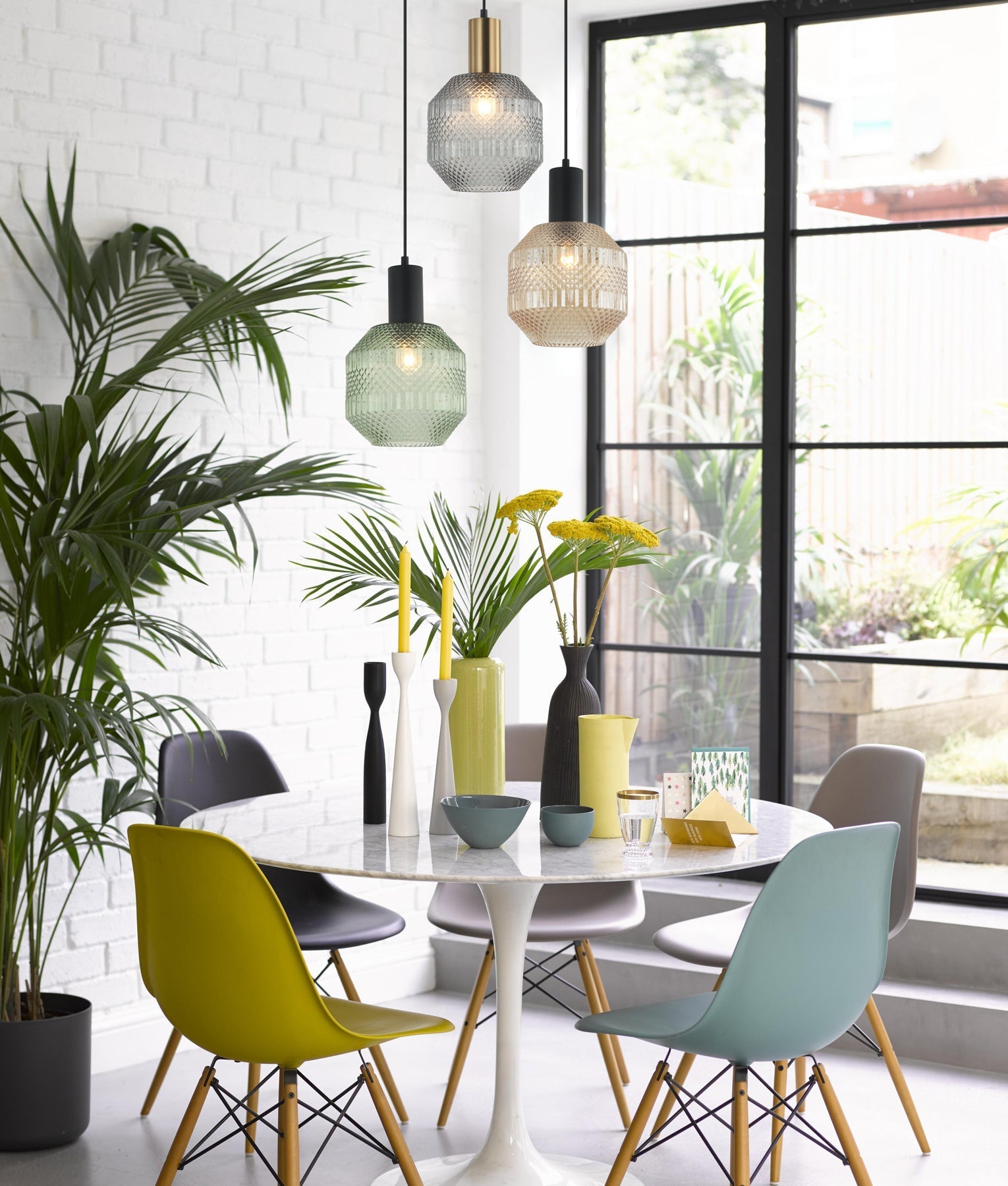 Hot Sale: Interior Glass Jar-Shape Pendant Lights with Quadrilateral Segment Design