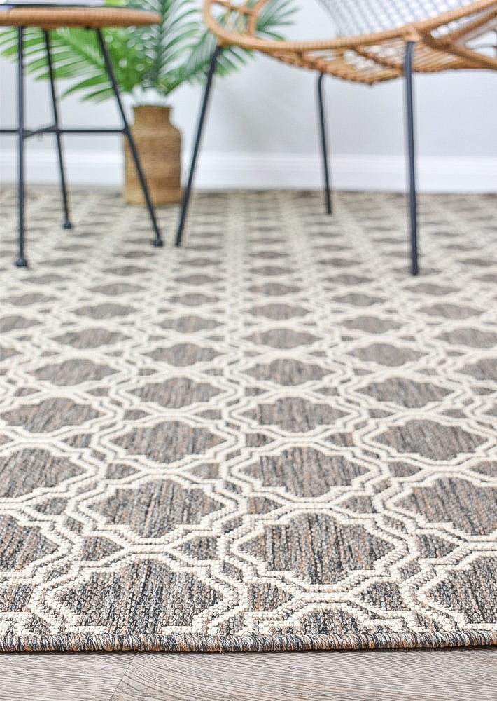 Durable and Washable 9892 - W71E Alaska Beige Polypropylene Rug