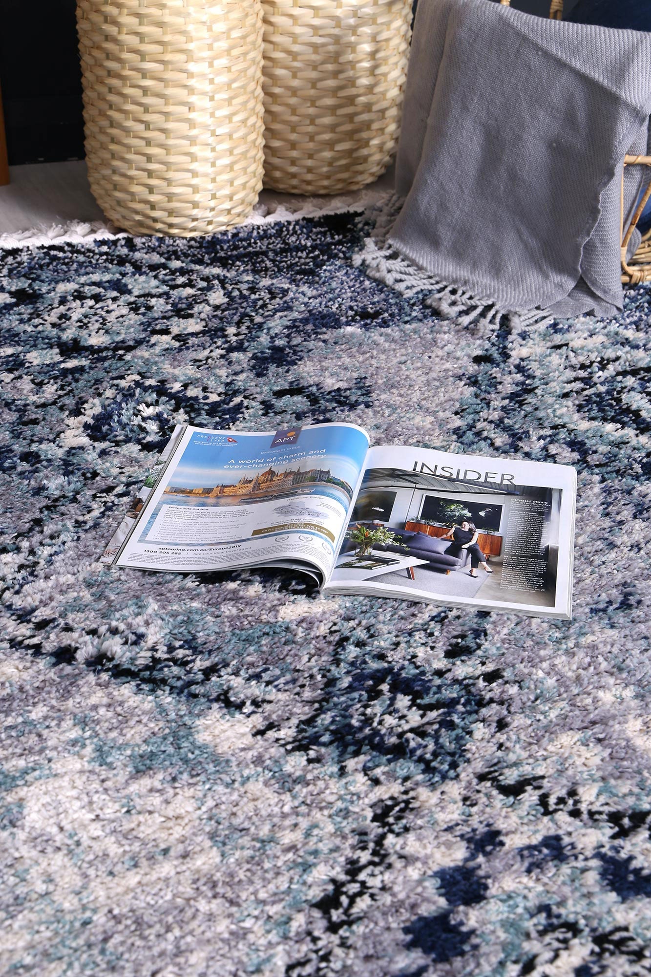 Myk Navy Blue Diamond Rug - Ideal for Scandinavian Decor