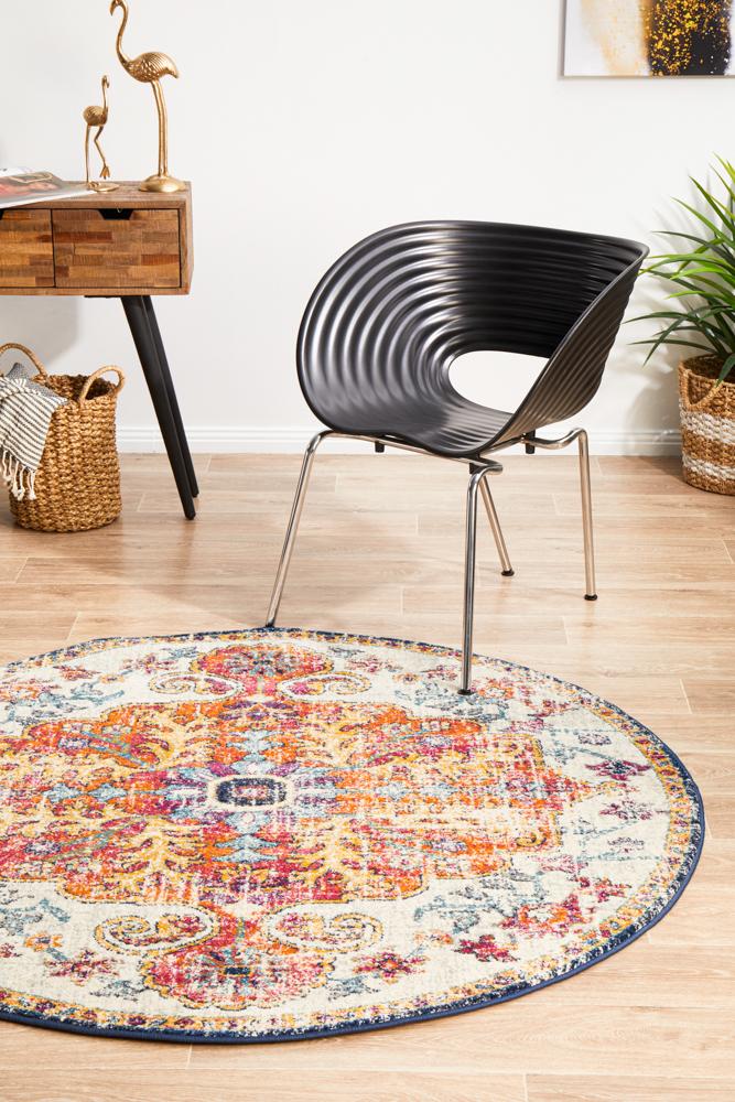 Transitional Round Evoke Carnival Rug in Elegant White