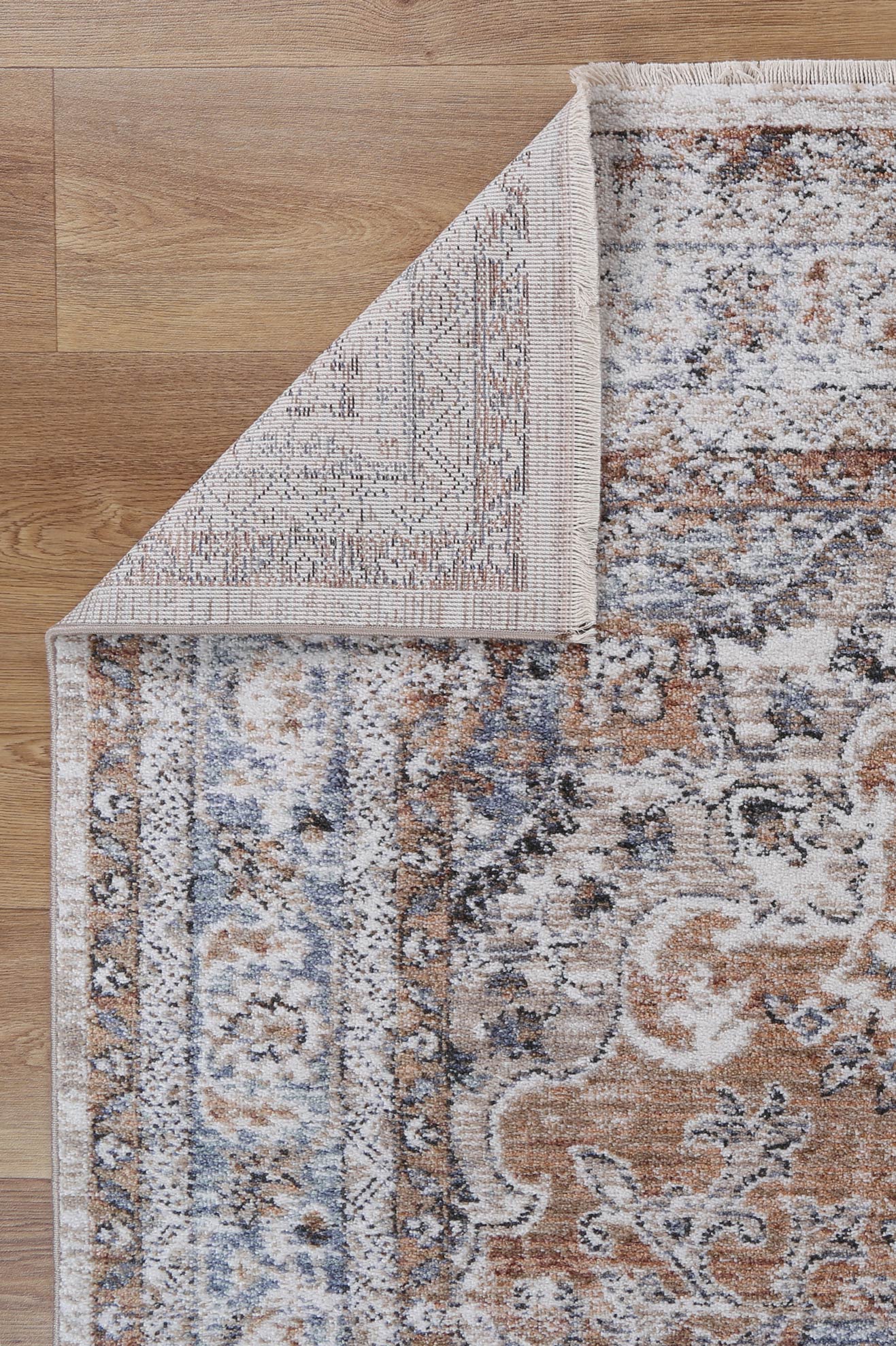 Hot Sale! Annapolis Multi - Style Traditional Soft Floor Rug for Any Room