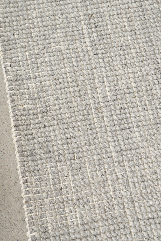 Exclusive Madras Parker Dove Wool & Jute Hand - Loomed Rug for Coastal to Scandinavian Decor