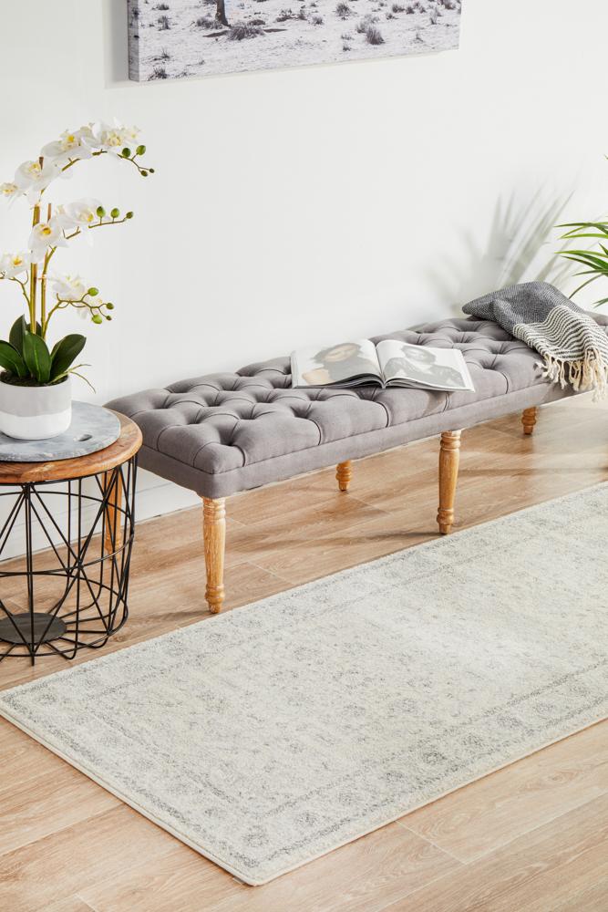 Hot Deal! Evoke Winter White Transitional Power-Loomed Runner Rug for Homes