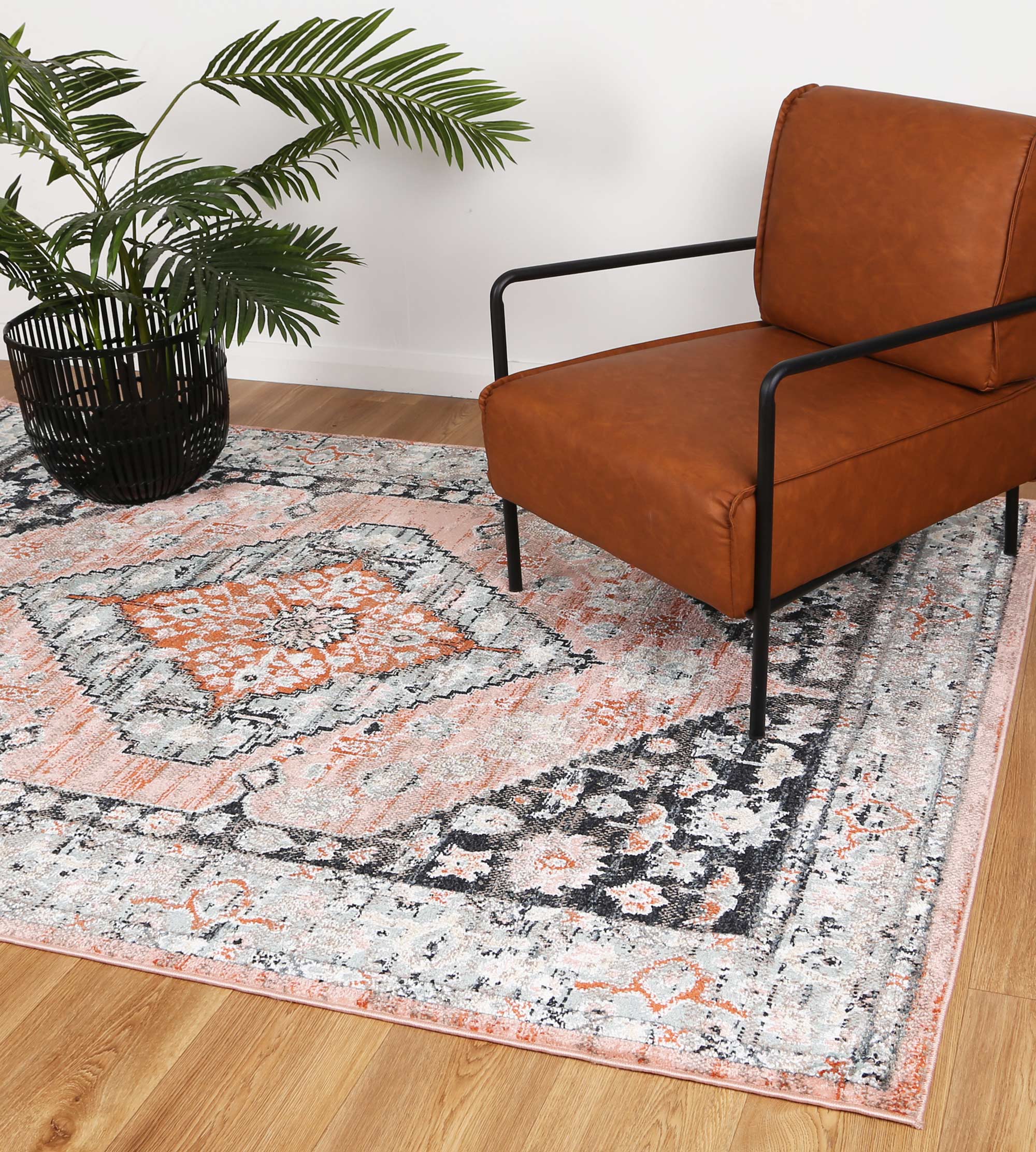 Anatolia Traditional Area Rug in Black and Beige - Ideal for High - Traffic Spaces