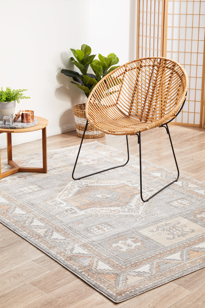 Soft and Stylish Mayfair Caitlen Grey Polypropylene Rug in Various Shapes and Sizes