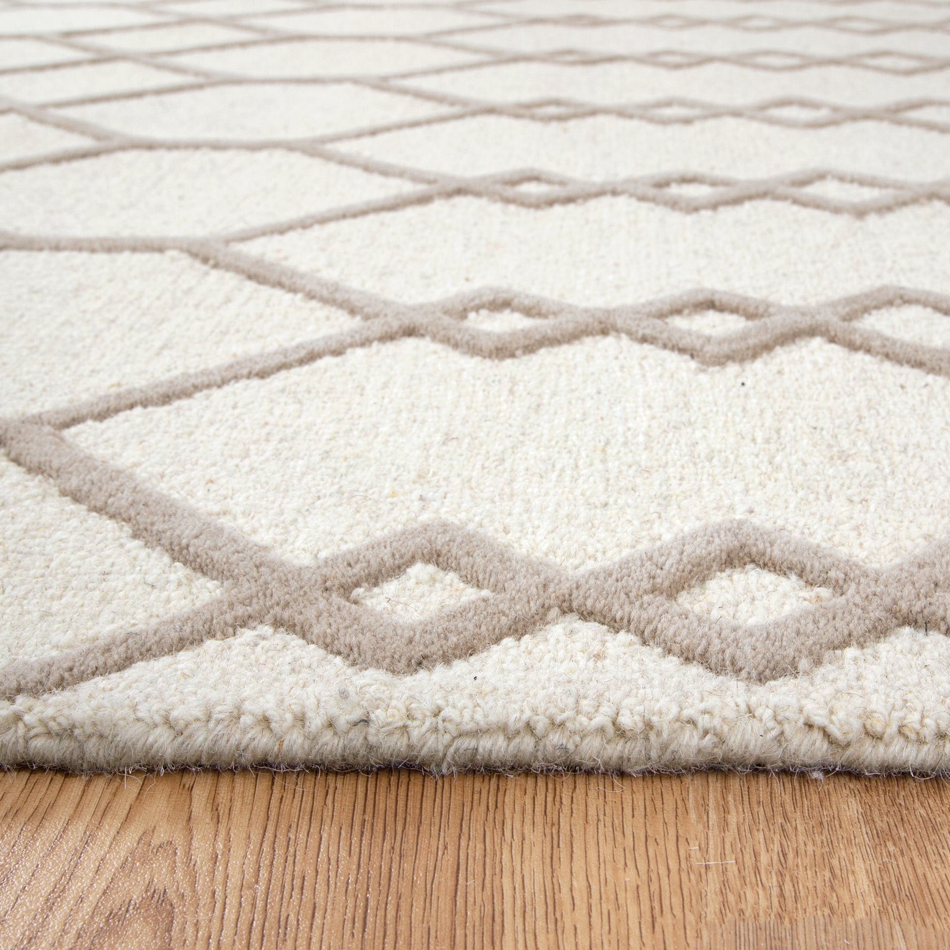 Beige Hand - Tufted 100% Wool Les Nomades Senso Rug for Modern Spaces