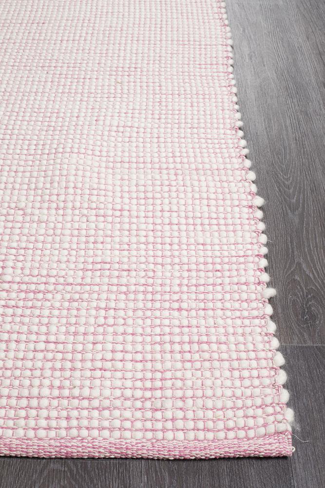 Stunning Pink Loft Wool Rug - Ideal for Styling!