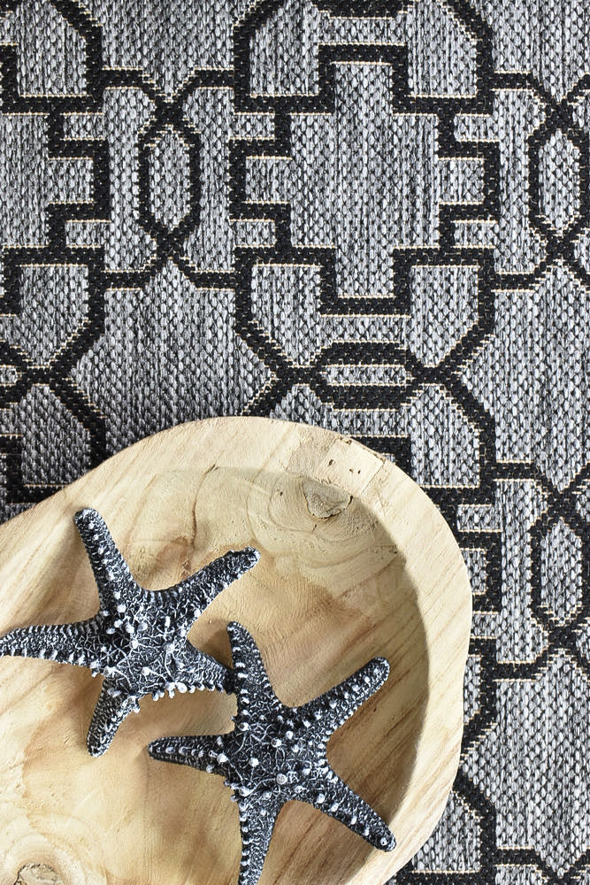 Durable and Washable Alaska Grey - Black Rug in Various Sizes