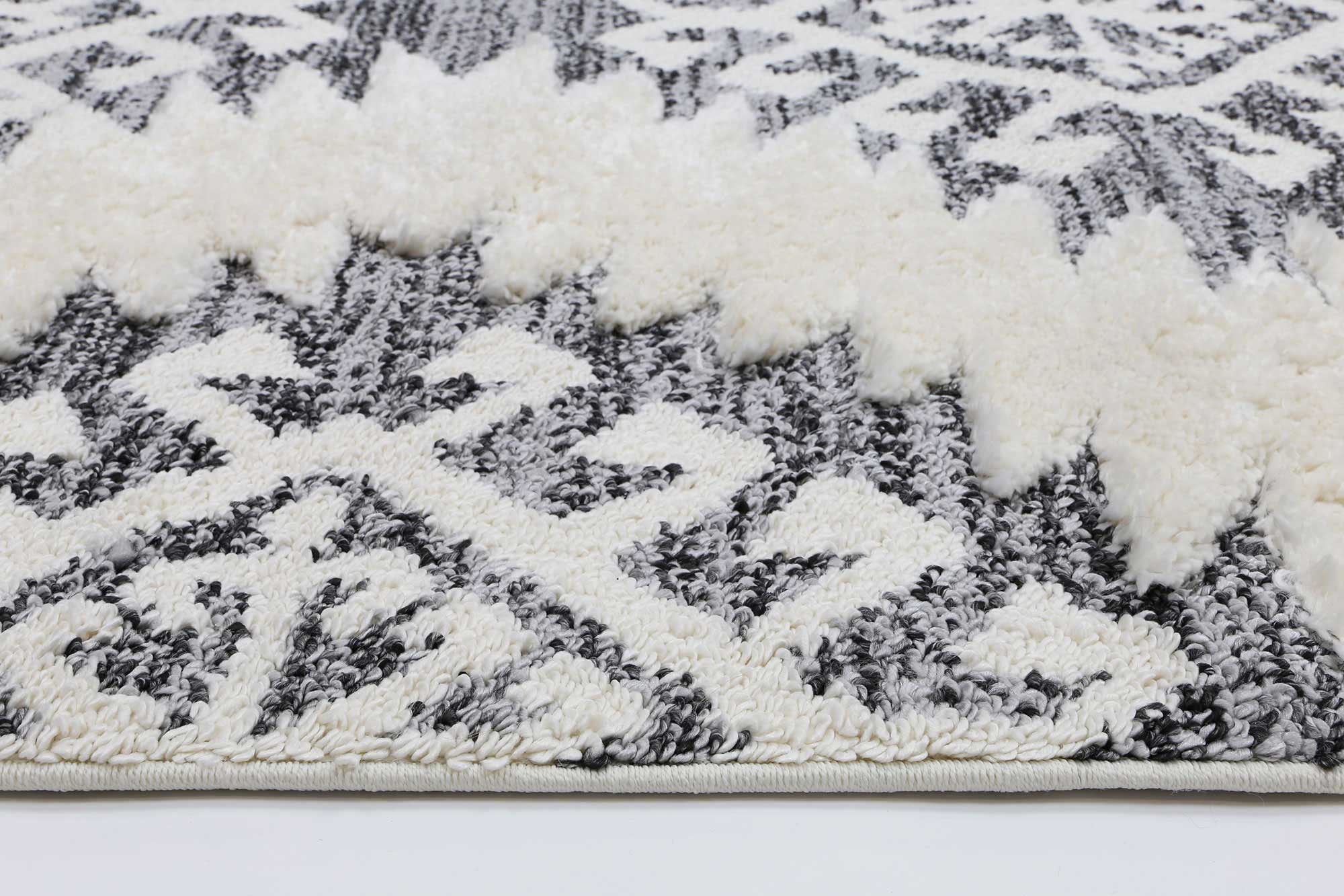 Hot! Mono Tribal Anthracite Cream Rug