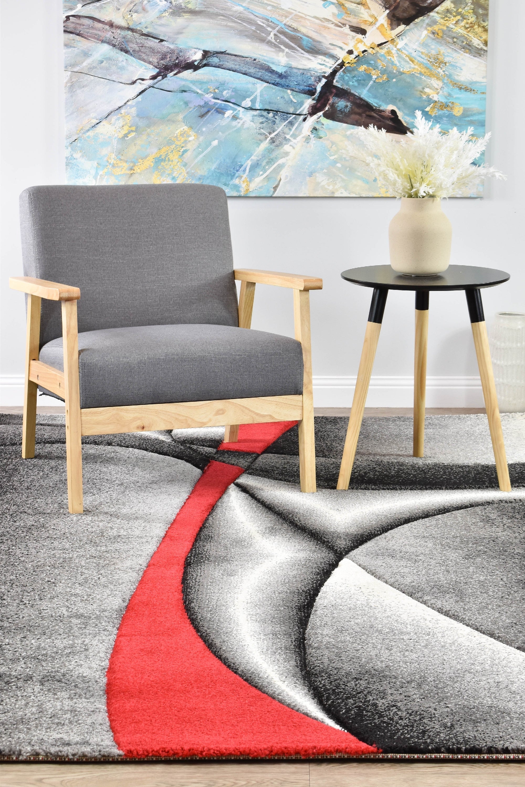 Stylish Novus 56A Rug in Grey and Red Tones