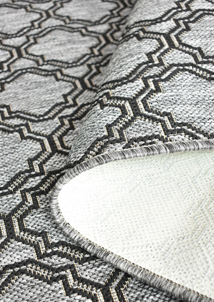 Affordable Alaska Grey Rug - Ideal for Indoors & Outdoors