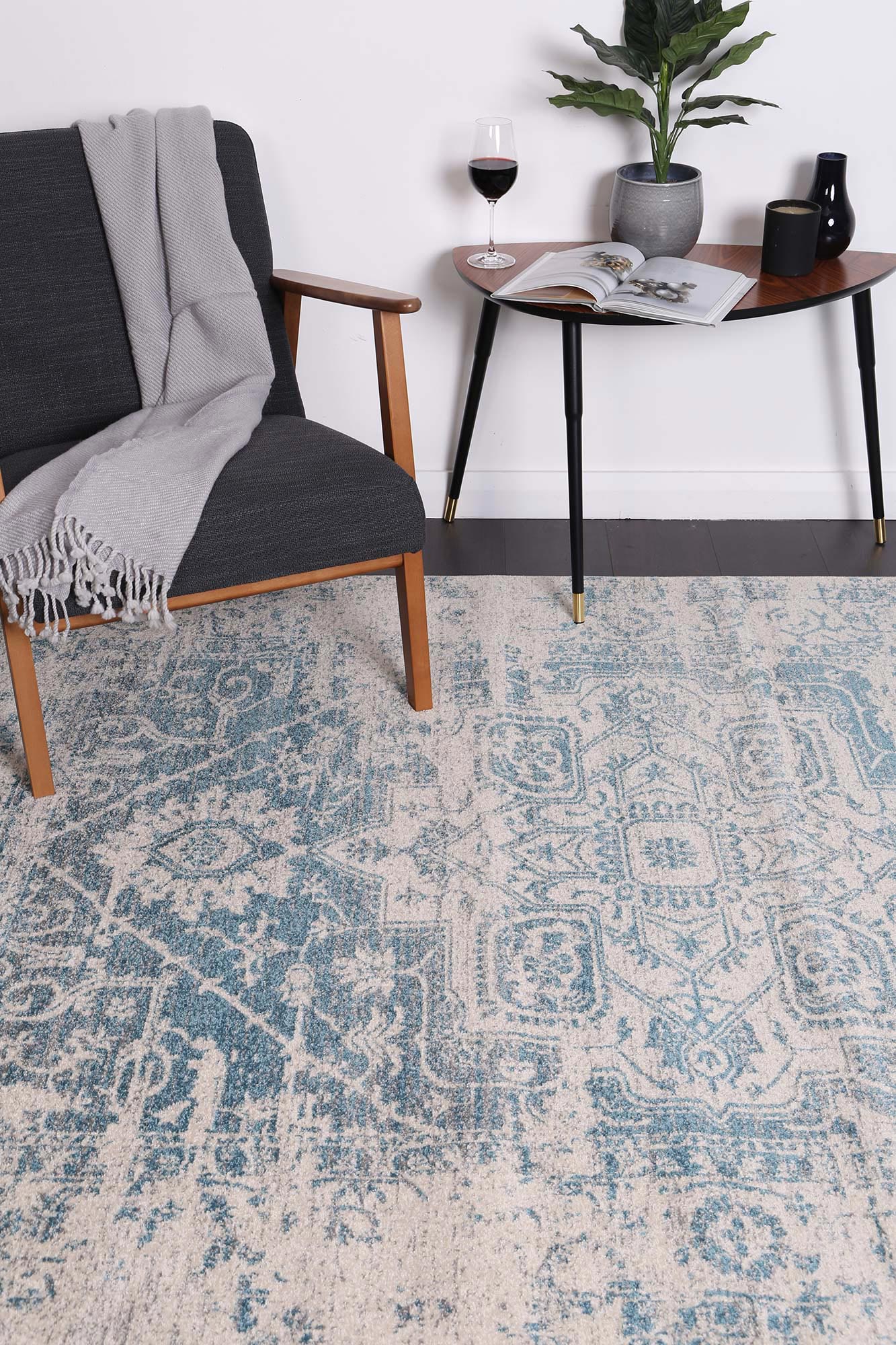 Luxurious Audrey Ivory and Blue Handmade Rug with Timeless Patterns