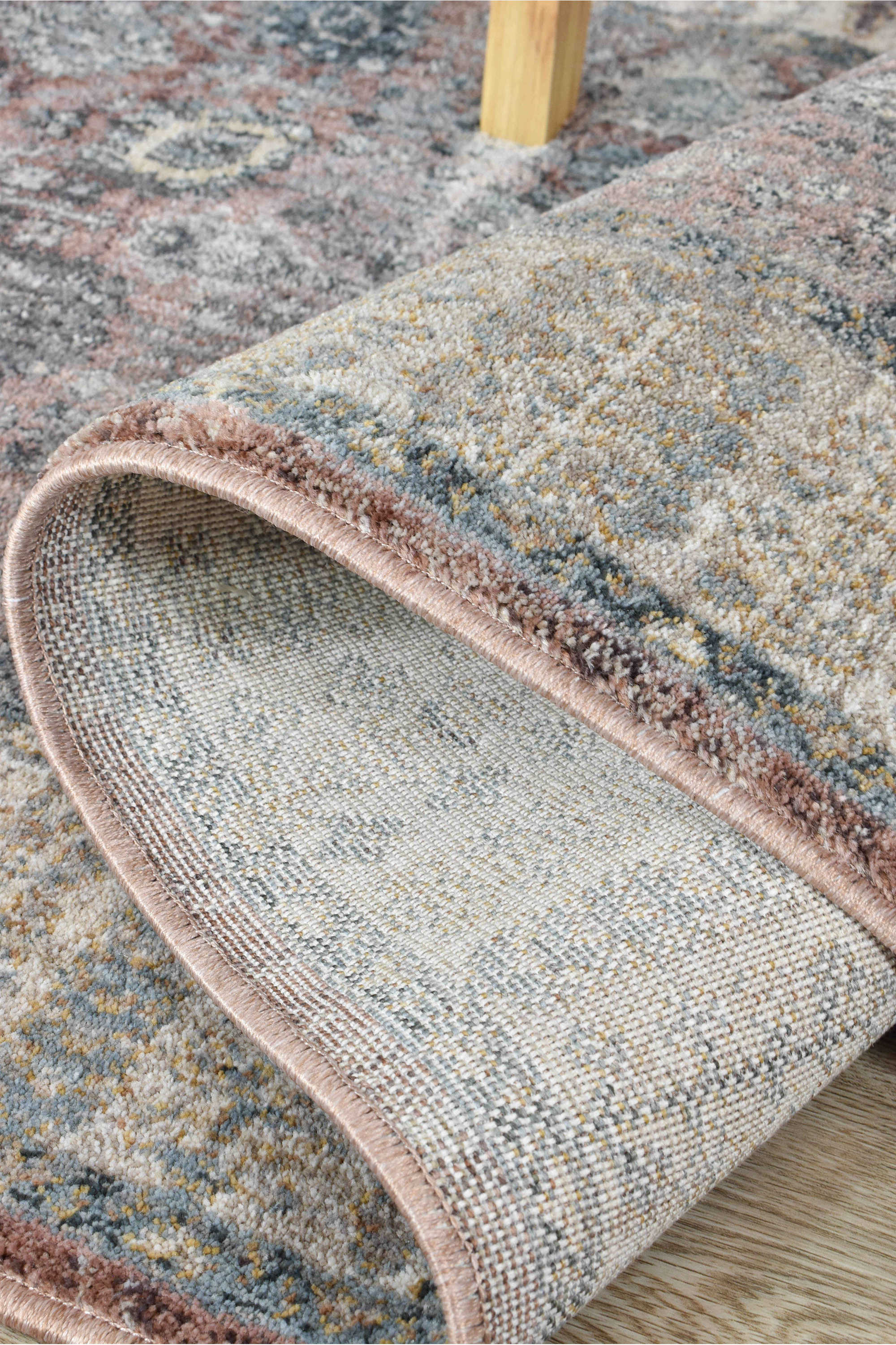 Hot Sale! Novara 0B568A Pink Rose Balm Runner Rug for Home Decor