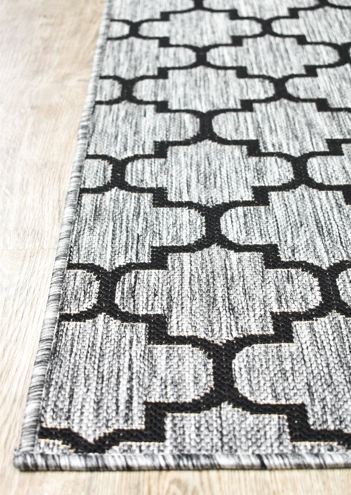 Affordable Alaska Grey Rug - Ideal for Indoors & Outdoors