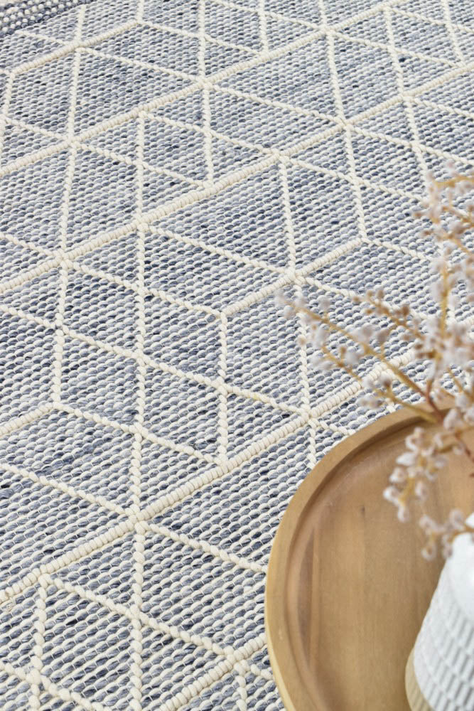 Albona Blue-White Blend Wool and Viscose Hand-Woven Rug