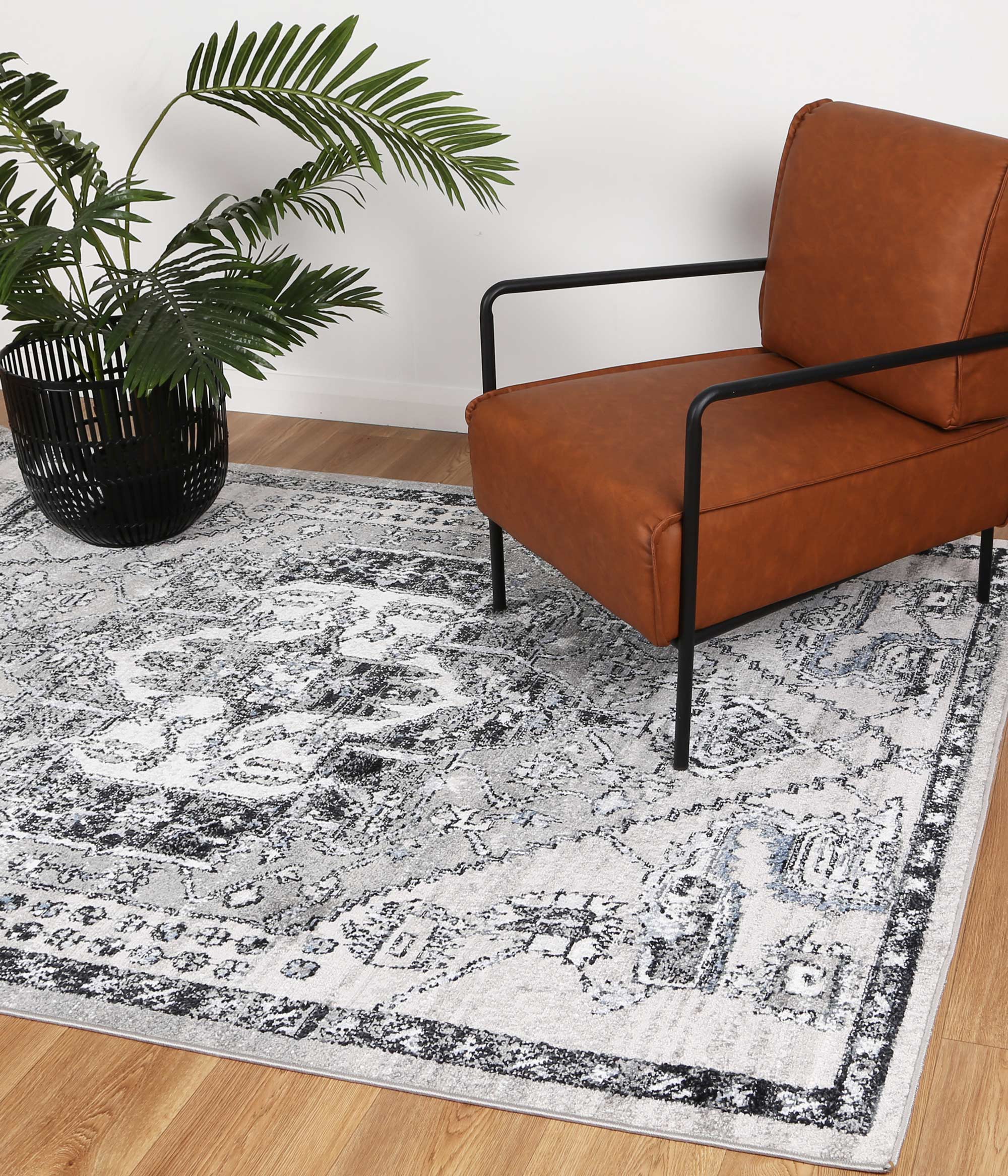 Anatolia Traditional Light Grey Rug - Ideal for High - Traffic Areas