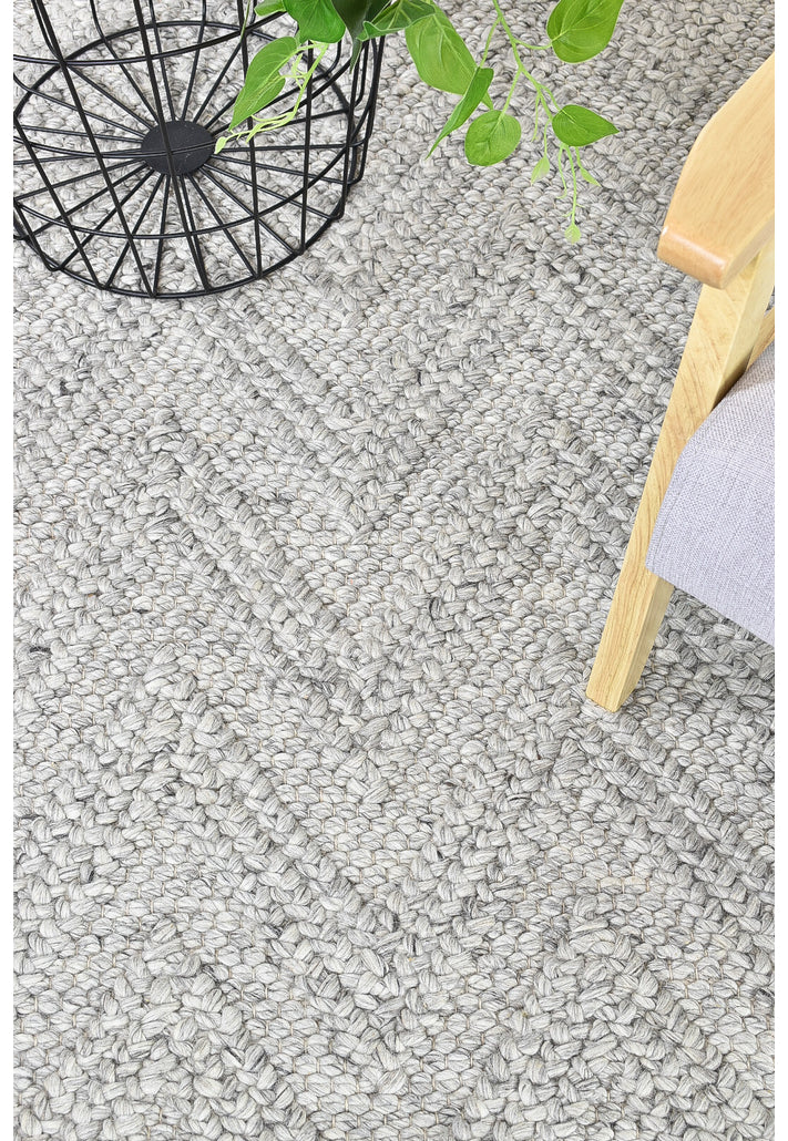 Exclusive Hand-Woven Marseille Wool and Viscose Rugs for a Timeless Home Decor - Shop Now!