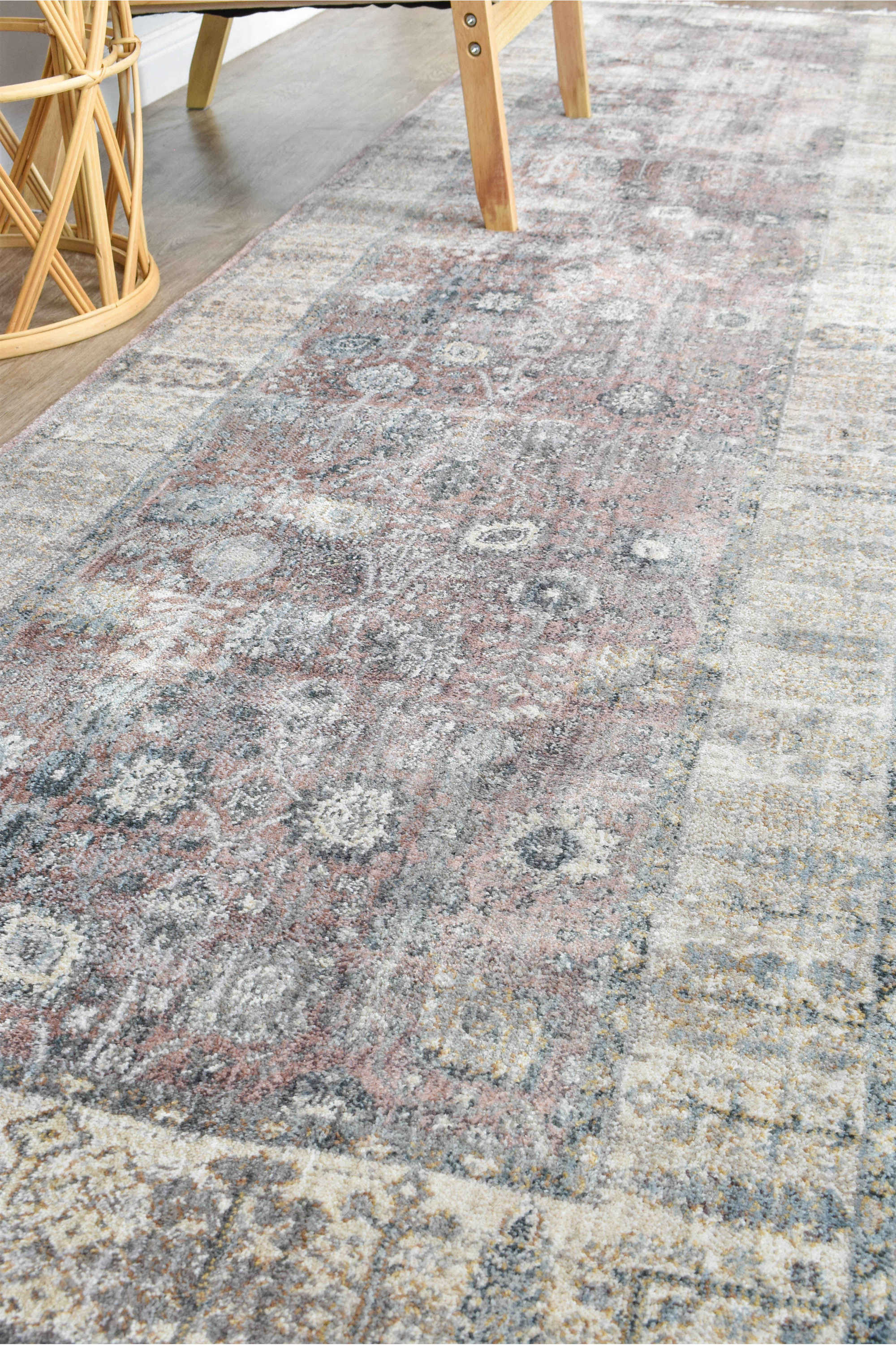Hot Sale! Novara 0B568A Pink Rose Balm Runner Rug for Home Decor