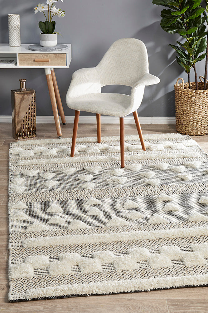 Exclusive Miller Ivory Rhythm Flow Rug - A Must - Have!