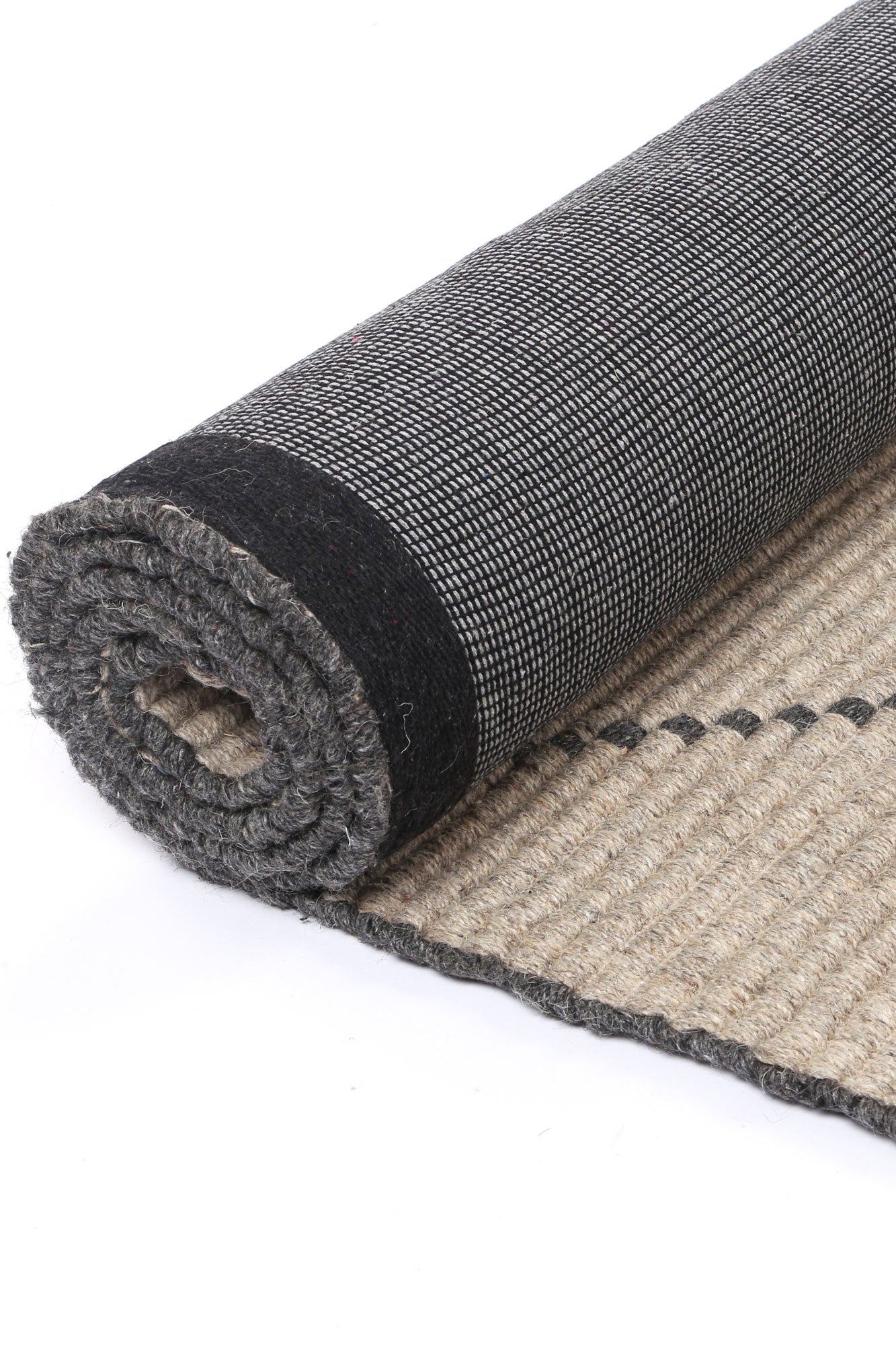 Ash-colored Handmade Anjuna Zig-Zag Wool Blend Rug for Cozy Home