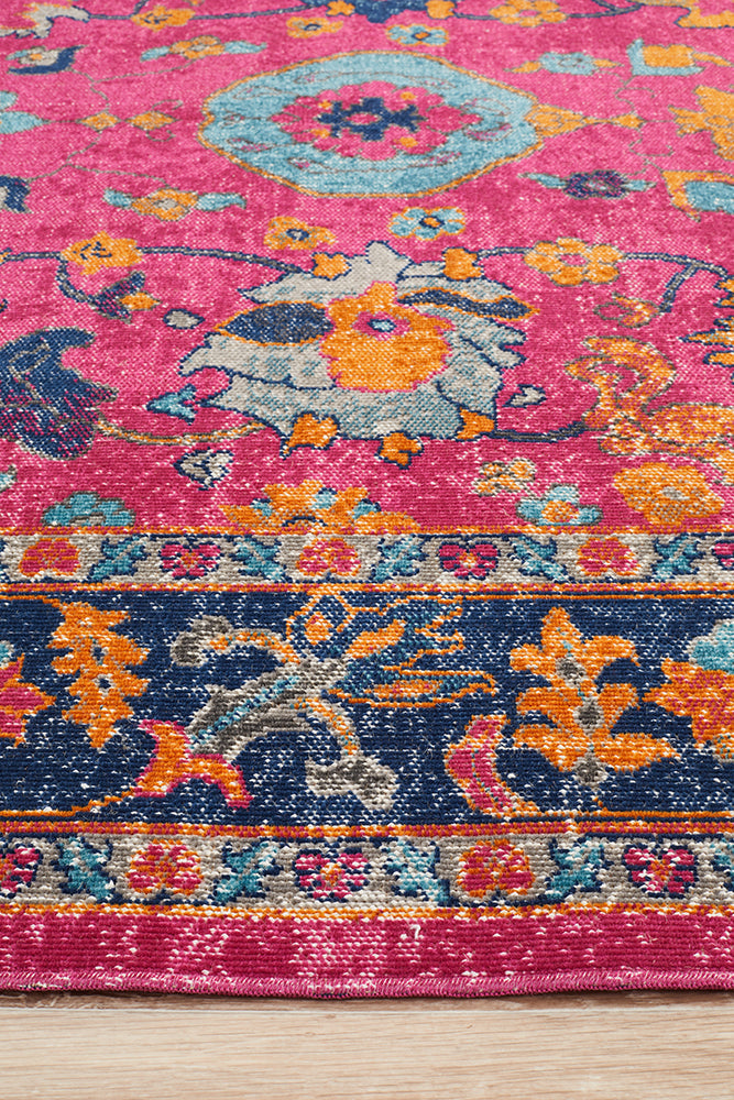 Pink Vintage-Look Eternal Whisper Corners Power-Loomed Rug
